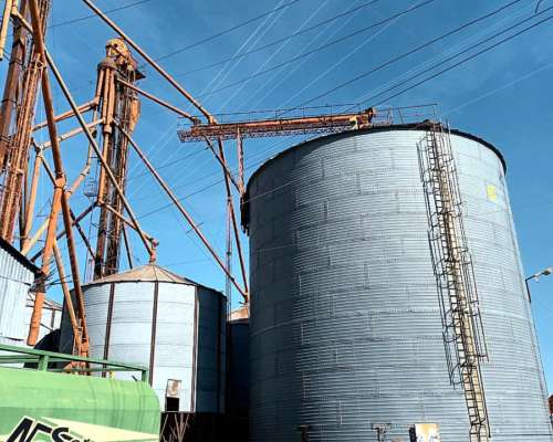 Vendo 4 Silos Aereos de 240 TN