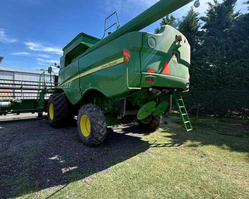 John Deere S550 SS 30f. año 2016. M 3800hs. R 2600hs.