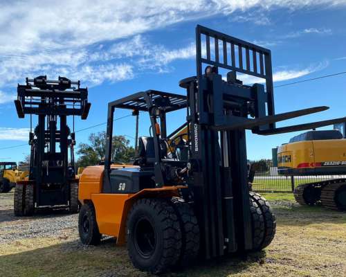 Autoelevador 5 Toneladas / 5000kg Sinomach CPCD50