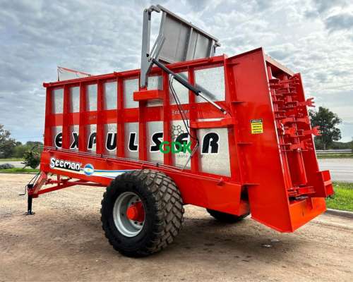Desparramador de Estiercol Solido Expulser. Secman