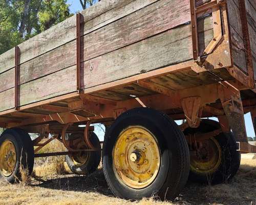 Acoplado Playo de 8 TN. de 4.5 X 2 MS.