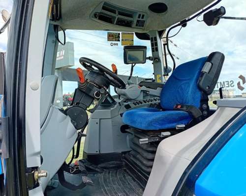 New Holland T7060 - año 2014