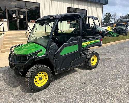 Cuatriciclo Agrícola John Deere Gator XUV 835m.