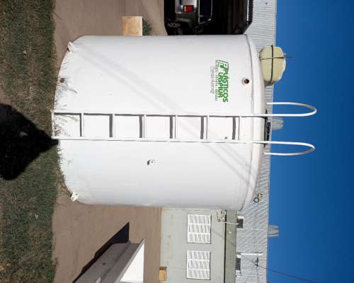 Cisternas 10.000 Litros en P.r.f.v. Plasticos Laspiur SRL