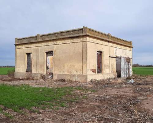 Campo Agrícola de 24,5 Hectáreas con Mejoras en San Nicolas
