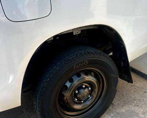 Toyota Hilux DX 4X4 Excelente