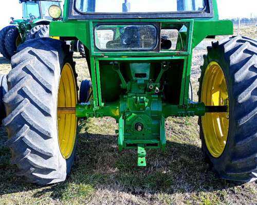 Tractor John Deere 2530 Usado