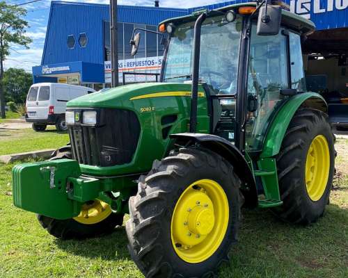 Tractor John Deere 5082e