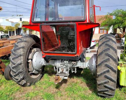 Tractor Massey Ferguson 1195 L