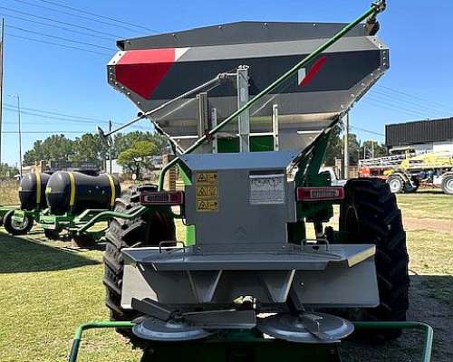 Vendo Fertilizadora Invezta AIR 5000