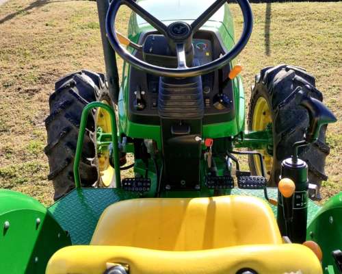 John Deere 12-5090e 2016