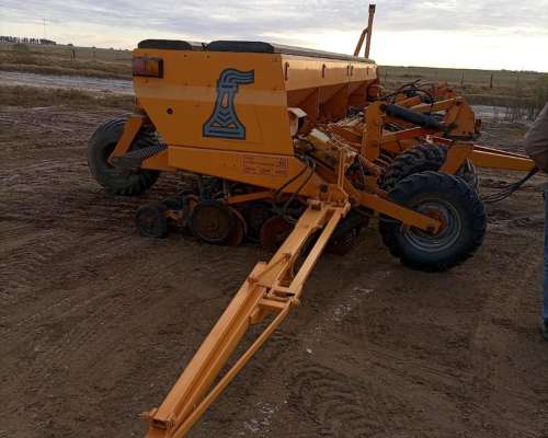 Sembradora Agrometal MX 33/21