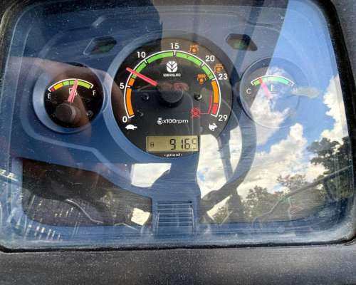 Tractor New Holland TT4.55 con Pala Frontal