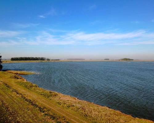 Estancia de 900 Has. con Laguna Propia en Chascomús