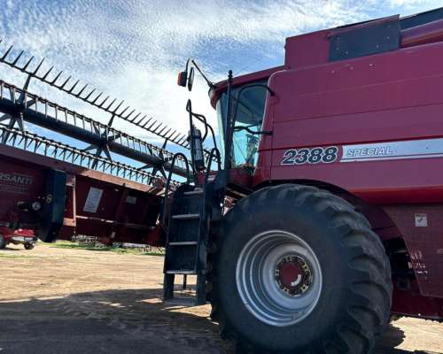 Cosechadora Case IH AF 2388, Draper 30 Pies - 2009 - Piloto