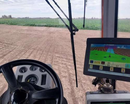 Jacto 2500 - 24 Mts ( NO TOM Canje )