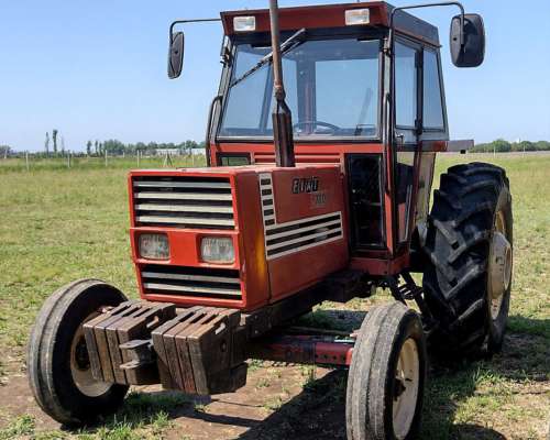Tractor Fiat 780 18.4x30