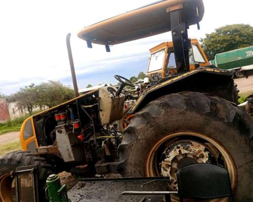 Tractor Valtra a 850