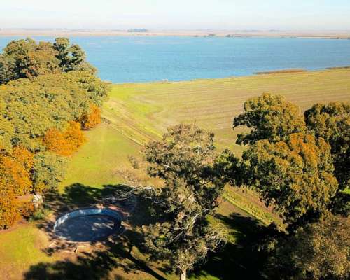 Estancia de 900 Has. con Laguna Propia en Chascomús