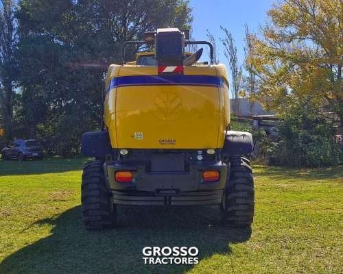 Picadora New Holland FR 600, 600 Bfi, año 2014