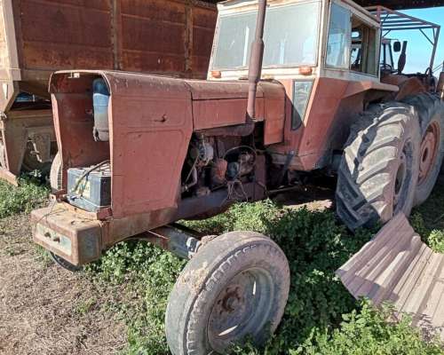 Fiat 700 e Modelo 1974 con Toma de Fuerza e Hidráulico