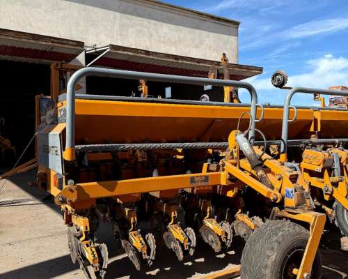 Sembradora Agrometal 16 a 52 Ferti Simple