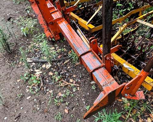 Rastra Rotativa 3 Puntos Migra 4 Cuerpos 5 Surcos.