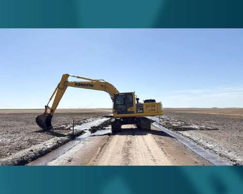 Excavadora Komatsu PC210 (id874)
