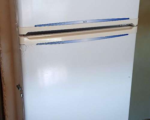 Heladera a Gas, 12 V y 220