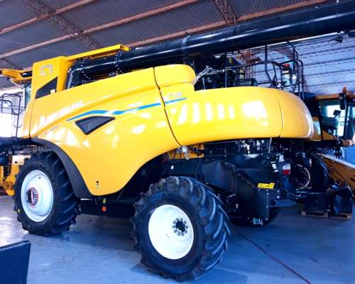 Cosechadora New Holland CR 6