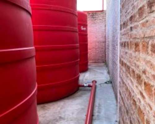 Tanque Vertical de 20.000 Litros de Plástico - Rotoplas