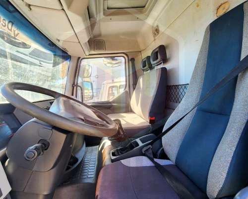 Volvo VM 220 Modelo 2016