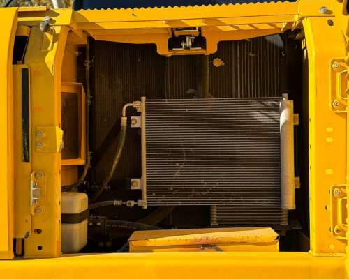 Excavadora Komatsu PC200 2017 Máquina Excavadora Nqnmaq