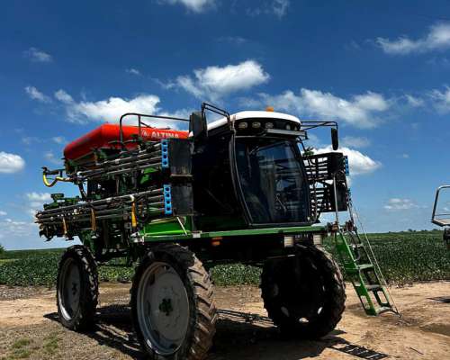 Fertilizadora Metalfor 3200 con Altina