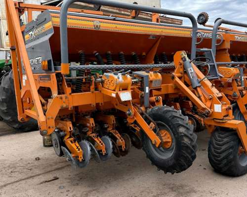 Agrometal TX Mega 24 a 35 Mecánica Monitor Grano Grueso