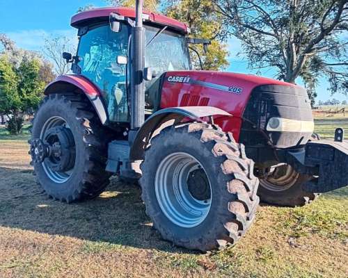 Tractor Case Puma 205 con Piloto - 5.200 Hs