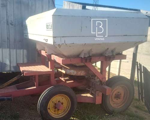 Fertilizadora Yomel RD 2.8.