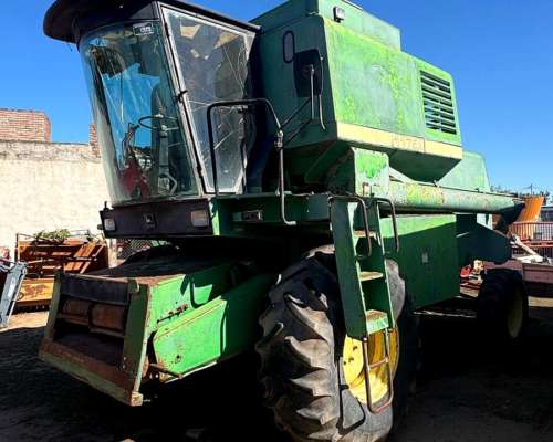 Cosechadora John Deere 1175 con Plataforma Soja Trigo