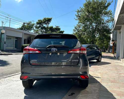 Yaris 5 Puertas 1.5 6m/t XS 0km MY2025 Gris Oscuro