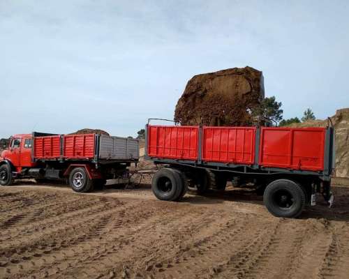Mercedez Benz 1518 Puro con Volquete Bacco TRI Vuelco año 83