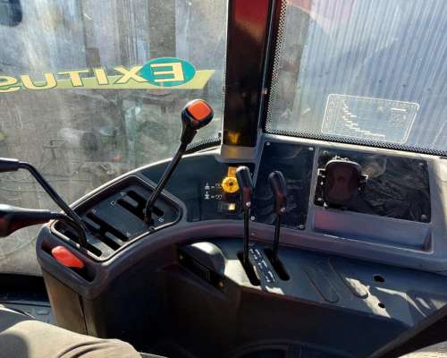 Tractor New Holland Tm135e año 2009 con 6000 Horas
