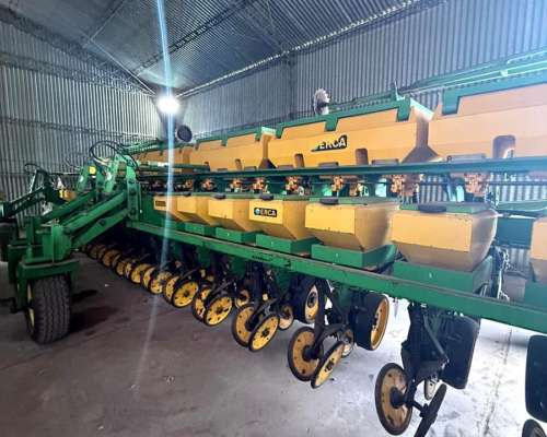 Sembradora Erca 18 Lineas a 52,5 cm Mecanica