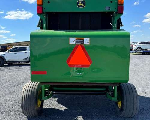 Rotoenfardadora John Deere 468 Mega Wide