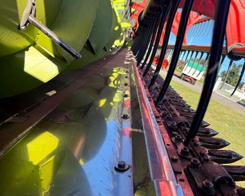 Claas Lexion 750 con Orugas y Doble Tracción- Impecable