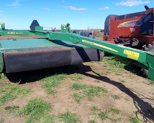 Segadora Jhon Deere de Arrastre