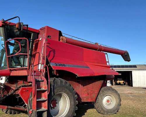 Case IH Axial Flow 2388 - año 2000