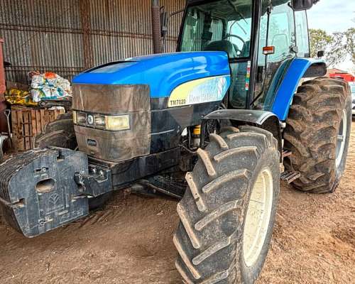 Tractor New Holland TM7020 Exitus, Mod 2011, 10900 Hs