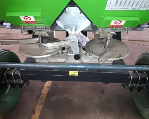 Fertilizadora Primum Arrastre o Suspendidas