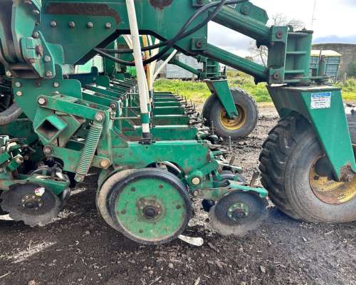 Sembradora Pierobon Turbosem 54 Lineas. Impecable