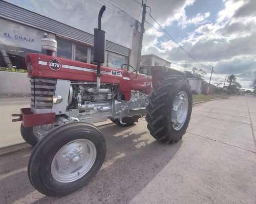 Maseey Ferguson 1078 .